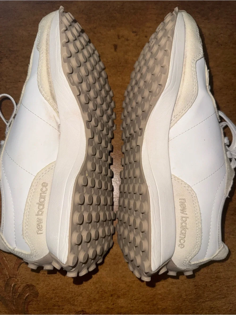 New Balance Women's 327 Sneakers 8